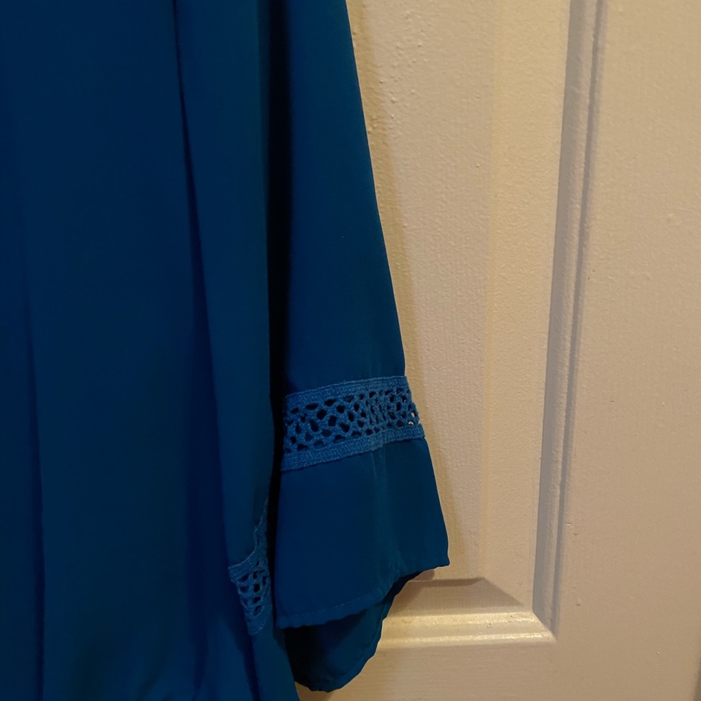 Blouse - Picture 3 of 4